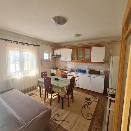 Apartment Sukošan Exteriör bild